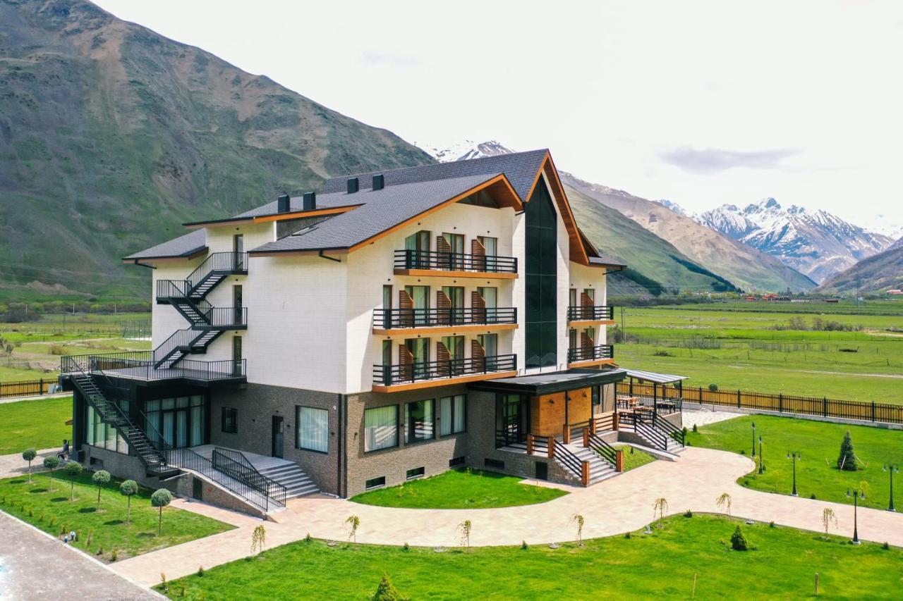 Suatis Resort Kazbegi Esterno foto