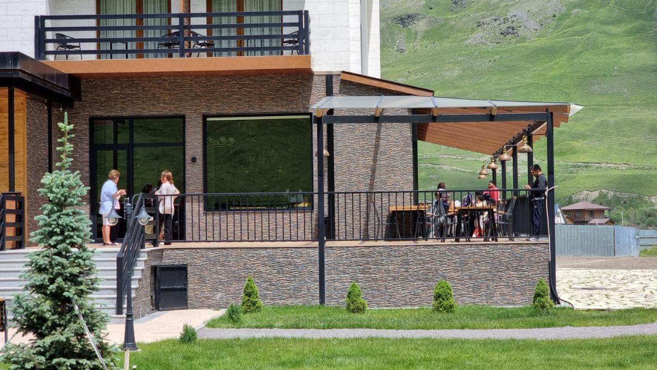 Suatis Resort Kazbegi Esterno foto
